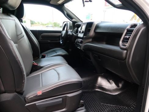 Used 2022 RAM 2500 Tradesman RWD image 10
