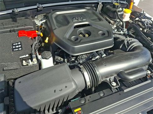 Used 2024 Jeep Wrangler High Altitude image 28