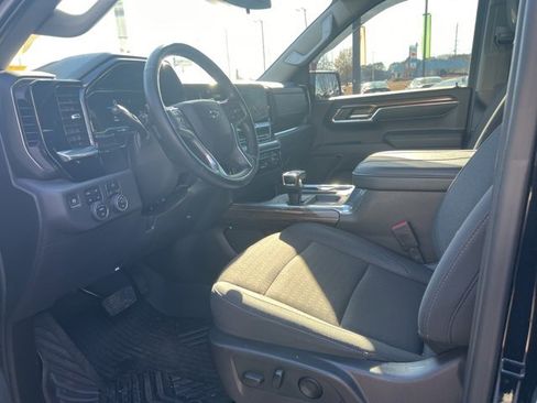 Used 2024 Chevrolet Silverado 1500 LT Trail Boss image 12