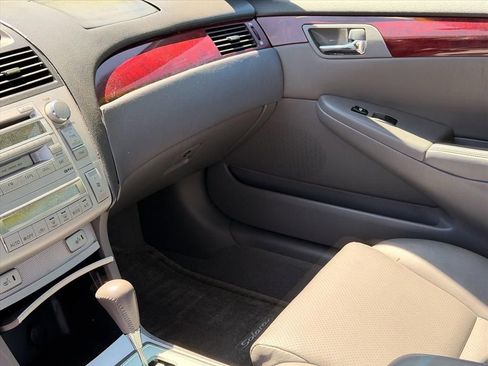 Used 2004 Toyota Solara SE Sport FWD image 14