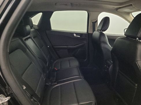 Used 2020 Ford Escape Titanium AWD/4WD image 19