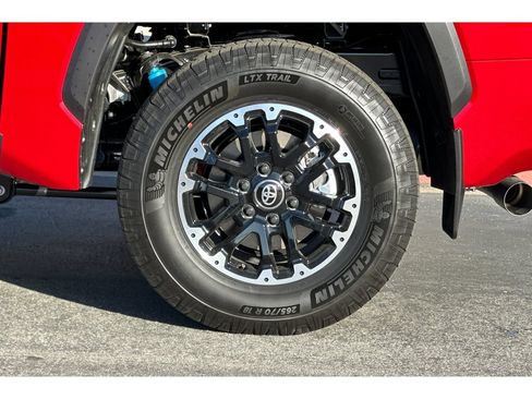 New 2026 Toyota Tundra SR5 w/ TRD Off-Road Package AWD/4WD image 31