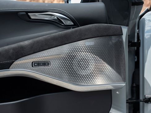 New 2025 Lotus Emira image 16