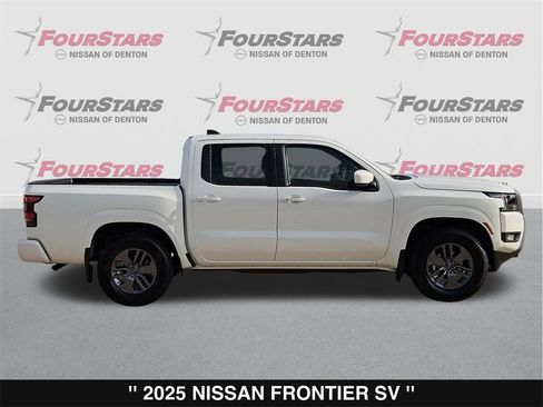 New 2025 Nissan Frontier SV w/ SV Convenience Package image 3
