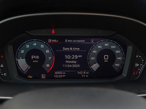 Certified 2025 Audi Q3 2.0T Premium Plus w/ Premium Plus Package image 13