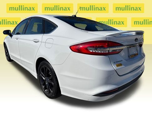 Used 2018 Ford Fusion S w/ Equipment Group 101A image 5