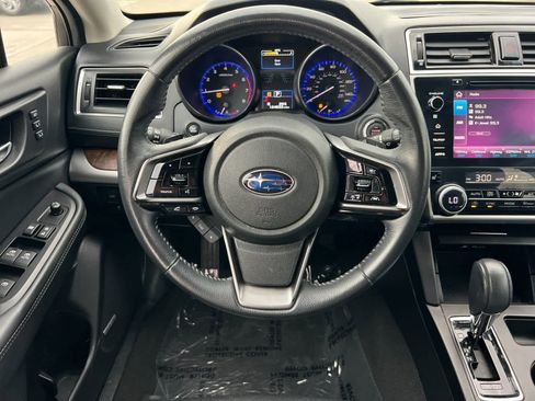 Used 2019 Subaru Outback 2.5i Limited w/ Popular Package #2 image 14