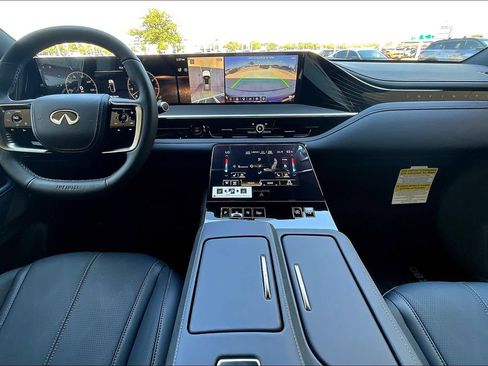 New 2026 INFINITI QX80 4WD image 18