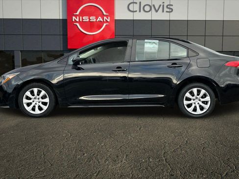 Used 2023 Toyota Corolla LE image 6