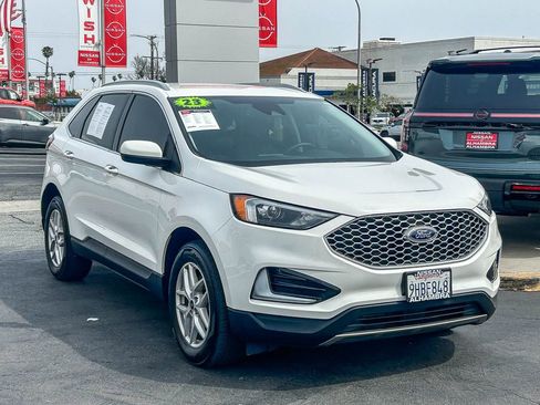 Used 2023 Ford Edge SEL image 4