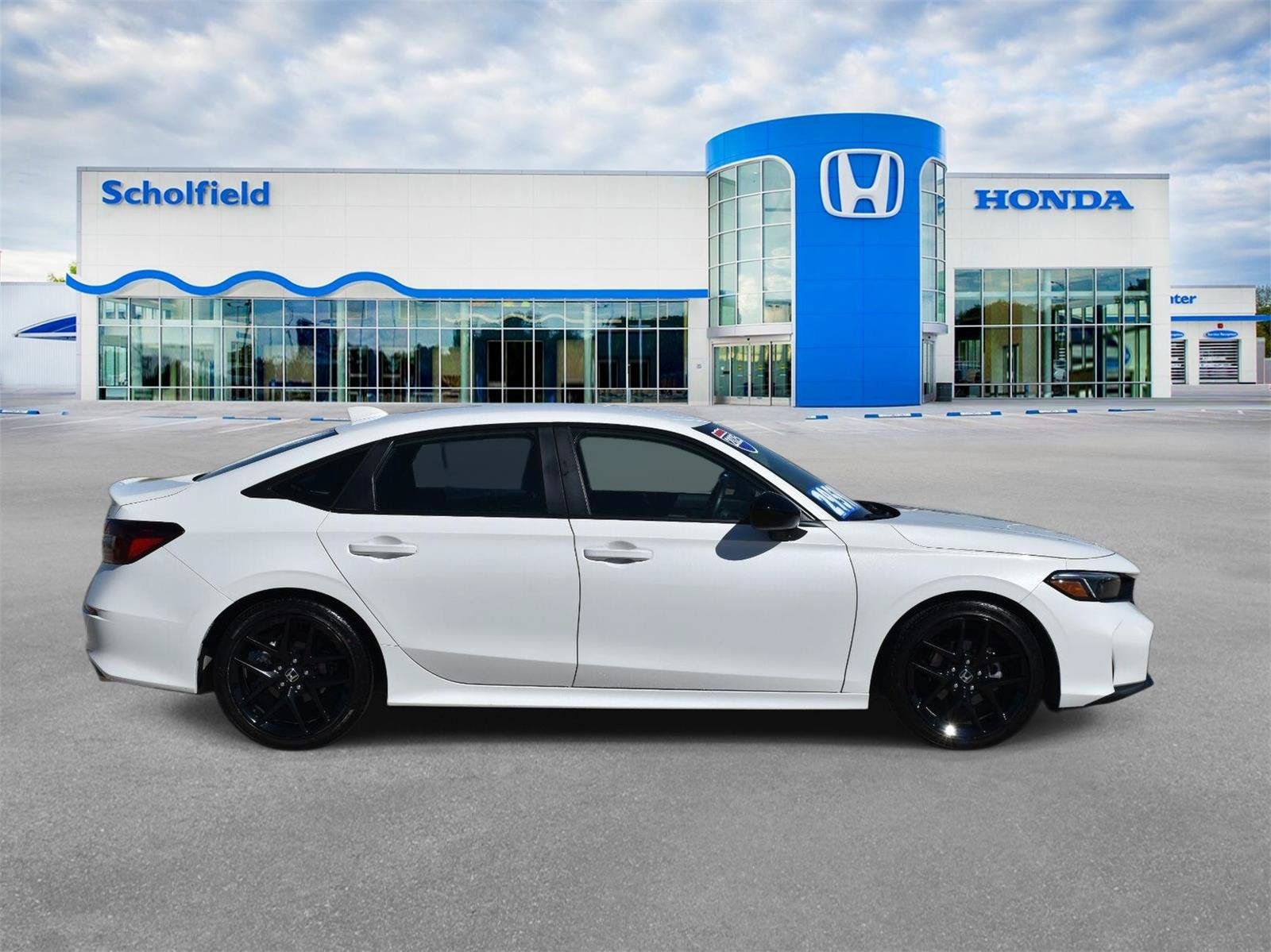 Used 2025 Honda Civic Sport image 2