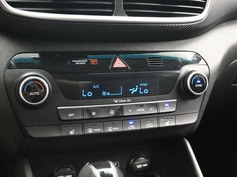 Used 2020 Hyundai Tucson Sport AWD/4WD image 17