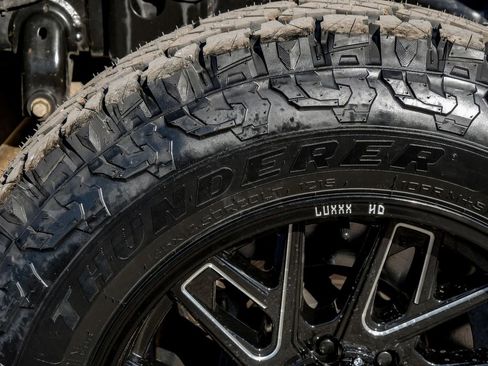 Used 2024 RAM 2500 Limited image 65