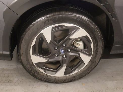 Certified 2025 Subaru Crosstrek 2.5i Limited w/ Crosstrek Mirror Package image 8