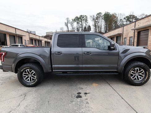 Used 2017 Ford F150 Raptor w/ Equipment Group 802A Luxury image 11