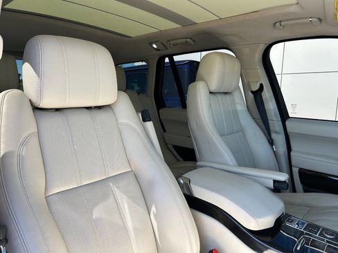 Used 2014 Land Rover Range Rover Supercharged AWD/4WD image 21