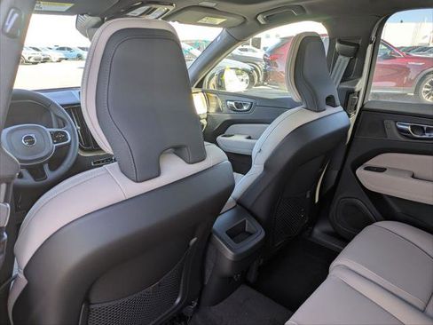 New 2026 Volvo XC60 B5 Plus w/ Climate Package PRO image 15