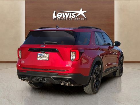 Used 2023 Ford Explorer ST w/ Equipment Group 401A image 4