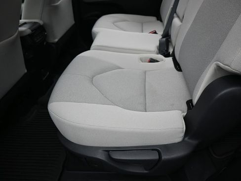 Used 2025 Toyota Grand Highlander FWD image 30