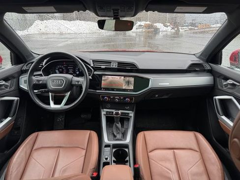 Used 2023 Audi Q3 2.0T Premium Plus w/ Premium Plus Package image 24