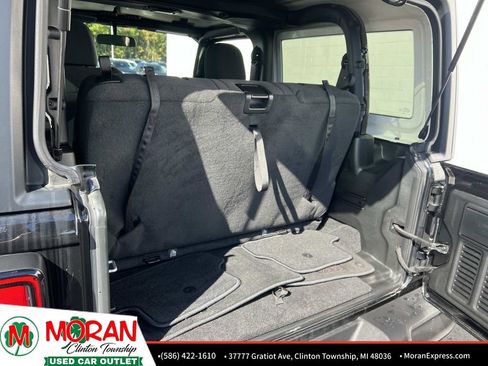 Used 2020 Jeep Wrangler Sport S image 12