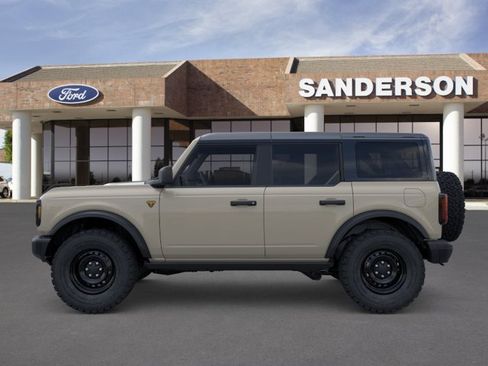 New 2026 Ford Bronco Badlands AWD/4WD image 3