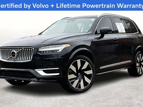 Used 2024 Volvo XC90 T8 Plus w/ Protection Package Premier image 9