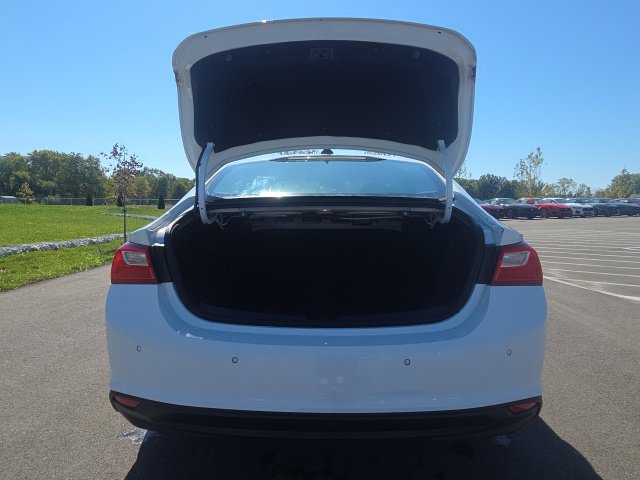 Used 2023 Chevrolet Malibu LS w/ Driver Confidence Package FWD image 9