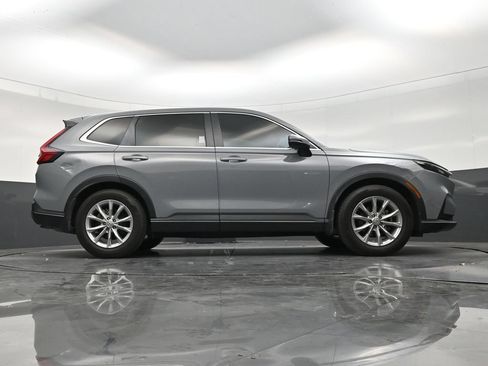 Used 2025 Honda CR-V EX image 25