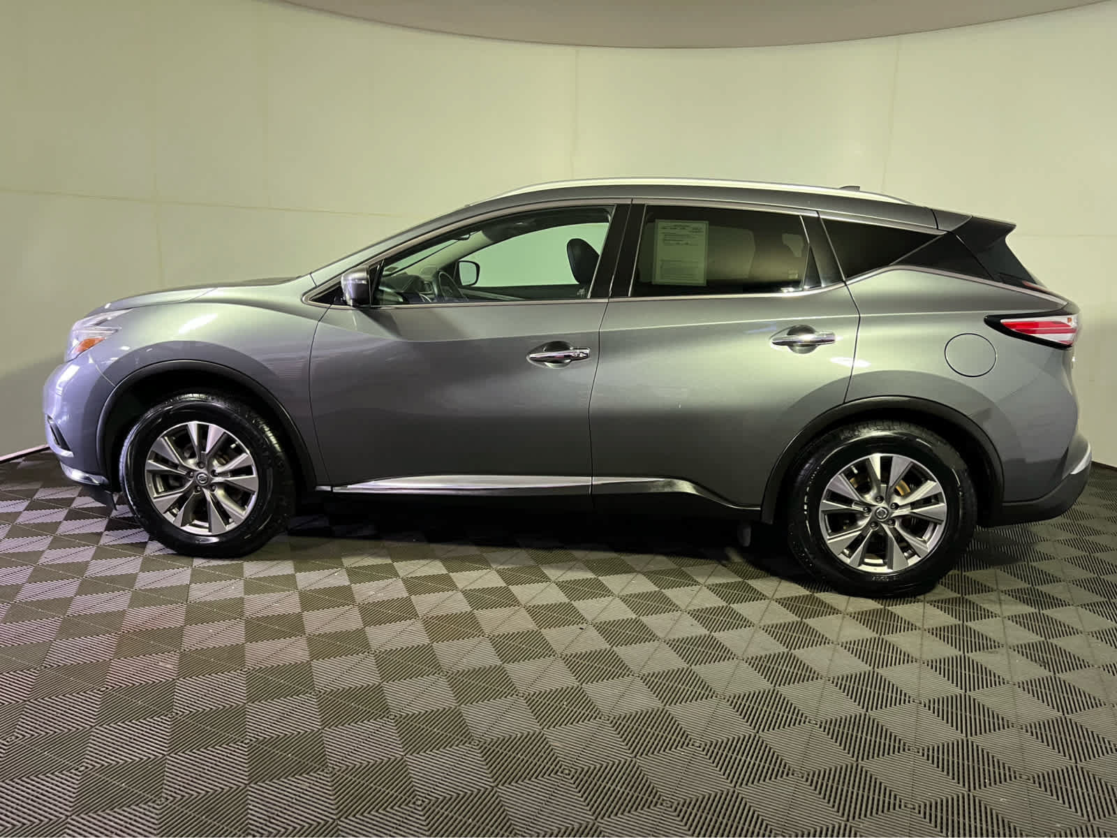 Used 2018 Nissan Murano SL w/ Moonroof Package AWD/4WD image 4