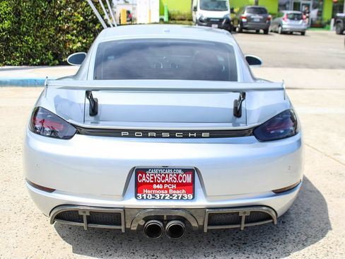 Used 2018 Porsche 718 Cayman S RWD image 4