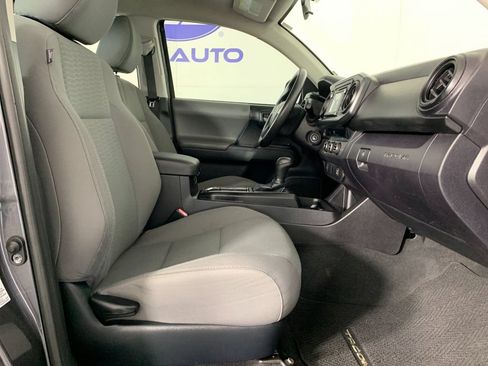 Used 2016 Toyota Tacoma SR RWD image 35