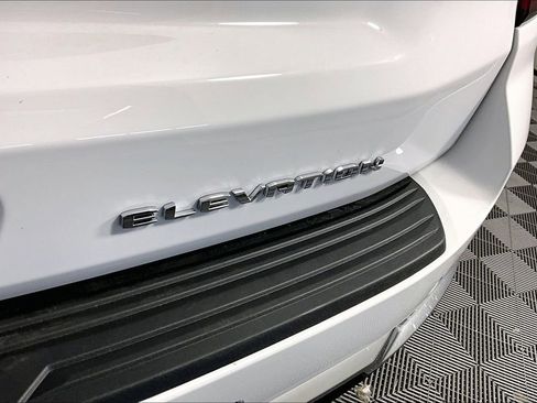 New 2026 GMC Yukon XL Elevation w/ Elevation Premium Package AWD/4WD image 10