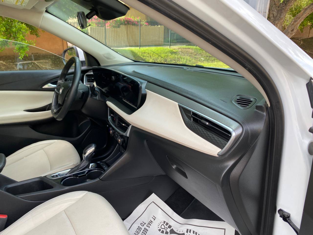 Used 2024 Buick Encore GX Sport Touring FWD image 52