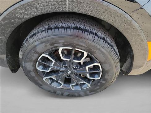 Used 2022 Hyundai Santa Cruz SEL w/ Activity Package FWD image 10
