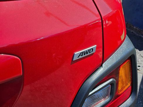 Used 2018 Hyundai Kona SEL AWD/4WD image 9