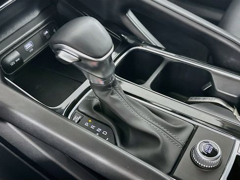 Used 2025 Kia Telluride S FWD image 25