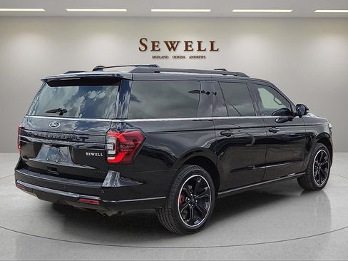 Used 2022 Ford Expedition Max Limited AWD/4WD image 4