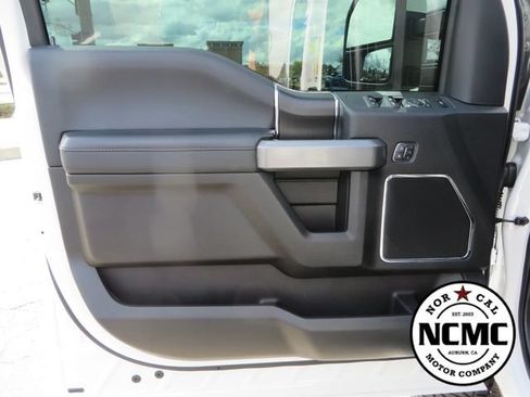 Used 2019 Ford F350 Platinum w/ Platinum Ultimate Package AWD/4WD image 33