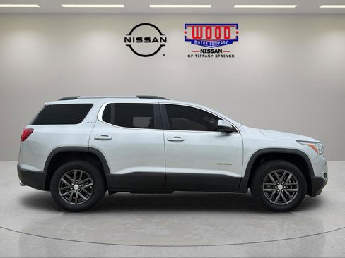 Used 2019 GMC Acadia SLT AWD/4WD image 2