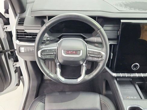 Used 2024 GMC Acadia Elevation AWD/4WD image 21
