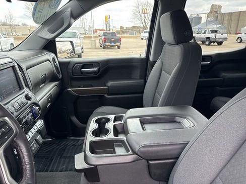 Used 2022 Chevrolet Silverado 1500 LT w/ Z71 Off-Road Package image 23