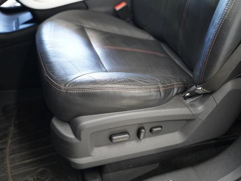 Used 2012 Ford Edge Limited image 24