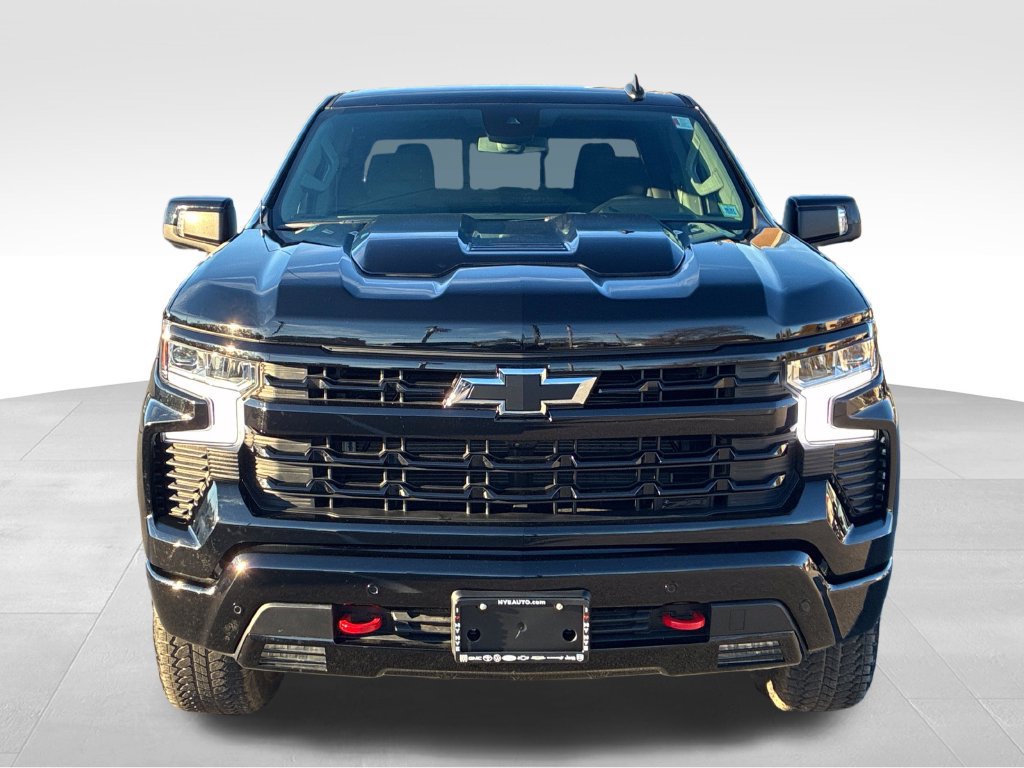 Used 2026 Chevrolet Silverado 1500 LT Trail Boss w/ Safety Package AWD/4WD image 9