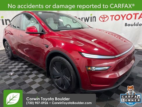 Used 2026 Tesla Model Y AWD image 1