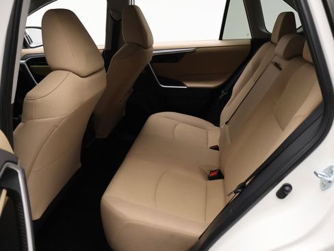 Certified 2025 Toyota RAV4 LE image 19