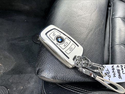 Used 2018 BMW 430i Convertible RWD image 8