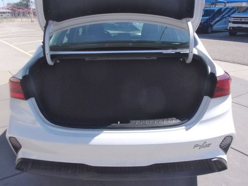 Used 2024 Kia Forte LXS w/ LXS Technology Package FWD image 22