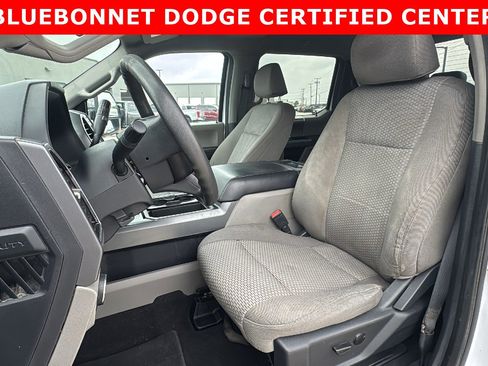 Used 2022 Ford F350 XLT w/ XLT Premium Package AWD/4WD image 13