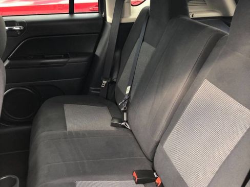 Used 2011 Jeep Compass Latitude image 8